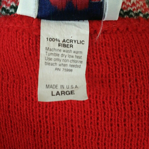 Vintage Christmas Sweater - Picture 9 of 9